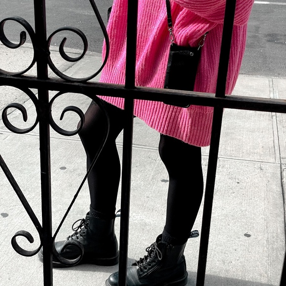 Missguided Oversized Hot Pink Sweater - Picture 3 of 5